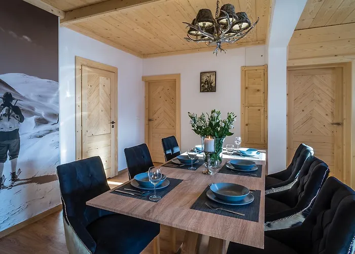 Delta Boutique كوشتيليسكا