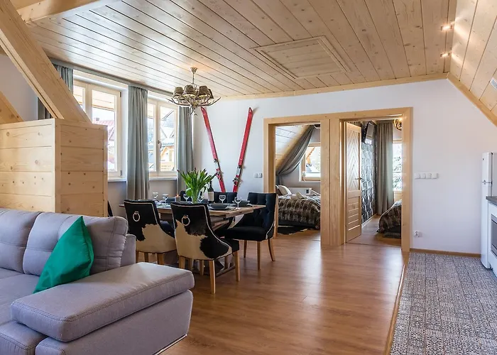 Delta Boutique كوشتيليسكا